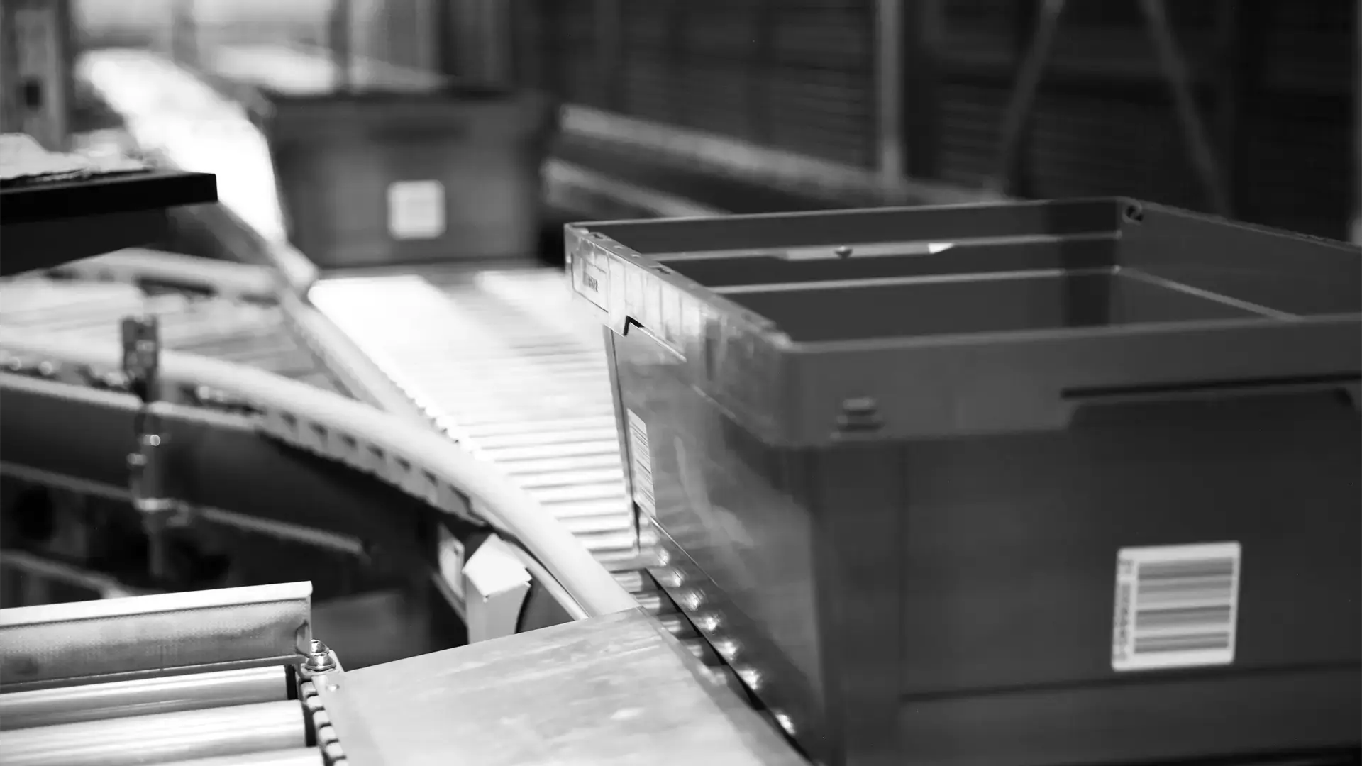 Langebæk-Cases-Lyko-Production-Line-1920x1080